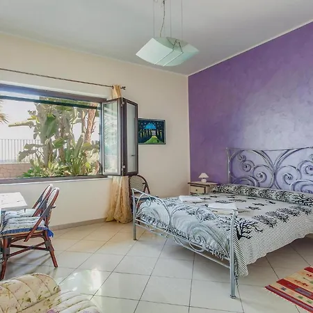 Praiola Holiday home San Leonardello